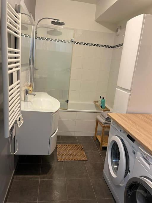 Apartmán Grand Appt Proche Paris Parking Aubervilliers Exteriér fotografie